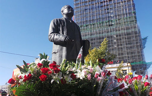 С.Зоригийн хөшөөнд цэцэг өргөж, хүндэтгэл үзүүлэв